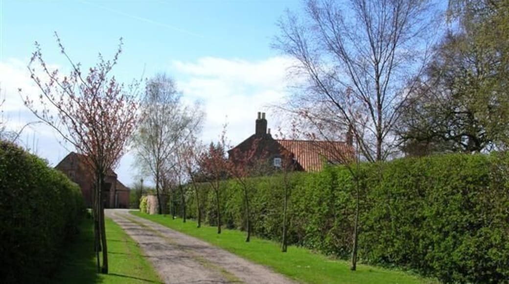 Sustrans Route 66 - Ox Calder Way at Kexby, North Yorkshire, England. This Sustrans national cycle route runs from York out to Beverley. This stretch is on bridleways between here in Dunnington, and Stamford Bridge. Beyond Stamford Bridge quiet roads take you as far as Market Weighton before joining the old York to Beverley railway.