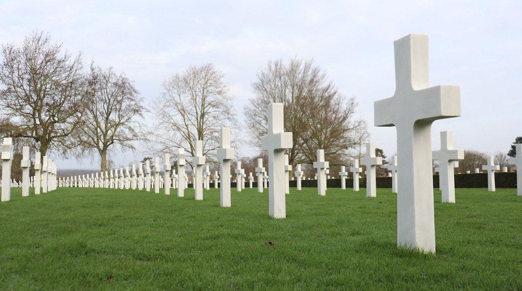 Cambridge American Cemetery