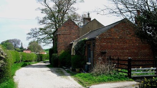 South Stainley School Former school and school house at South Stainley.