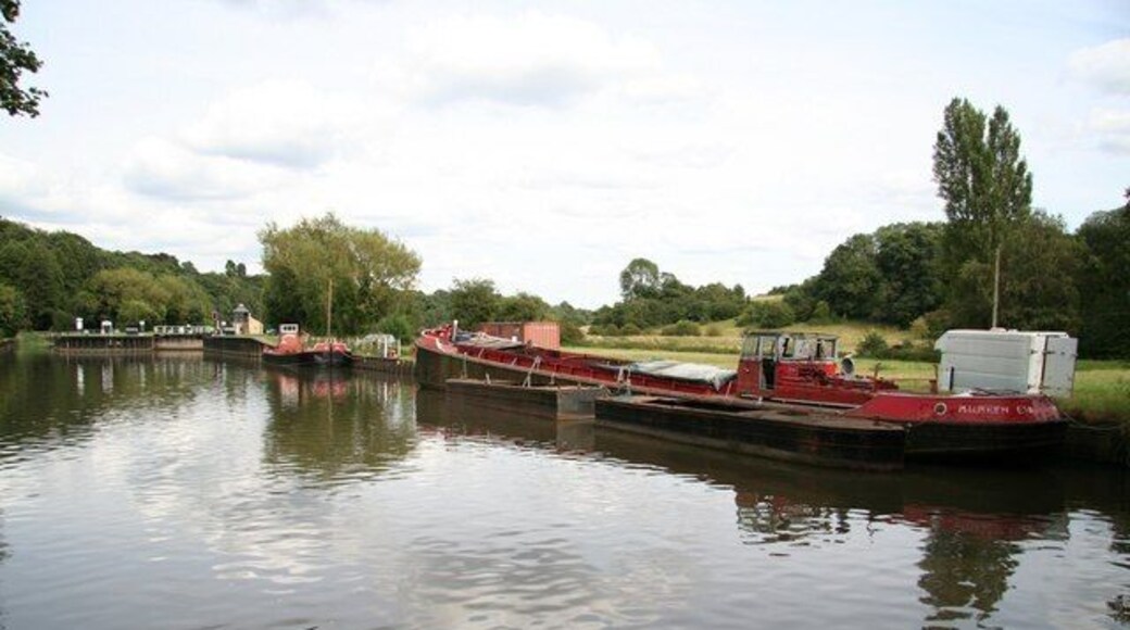River Don Boats moored on the River Don near Sprotborough Lock