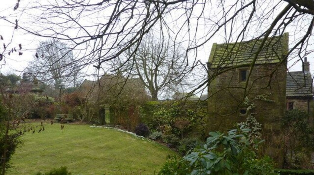 The garden of Fanshawe Gate Old Hall