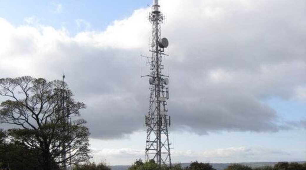 Hundall - Windmill Lane and TV Masts
