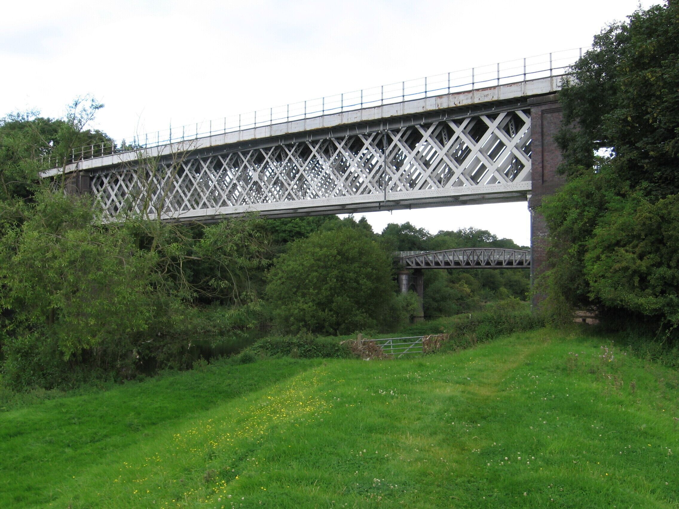 Warmsworth - two viaducts