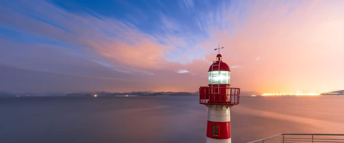 Shenzhen Yantian seaside plank road Lighthouse