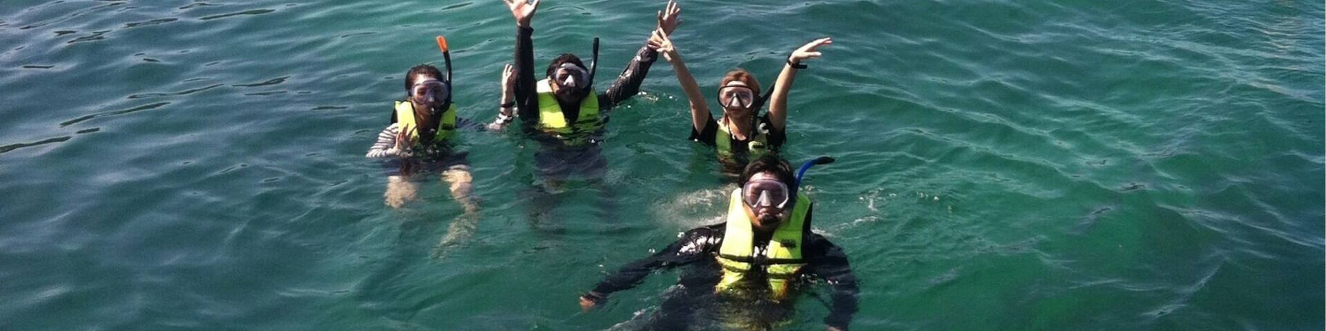 How is the happiest time with friends and beautiful place