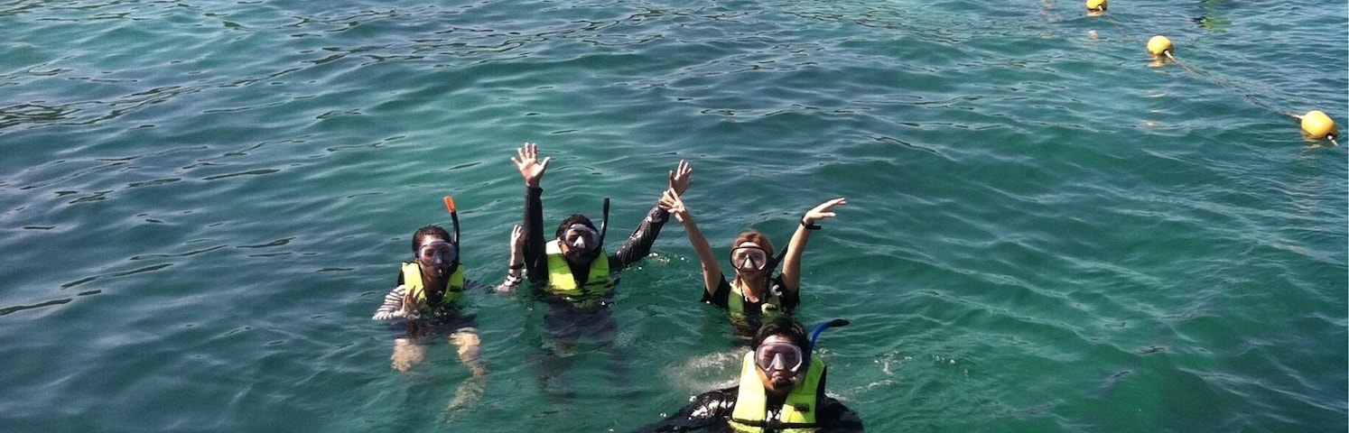 How is the happiest time with friends and beautiful place