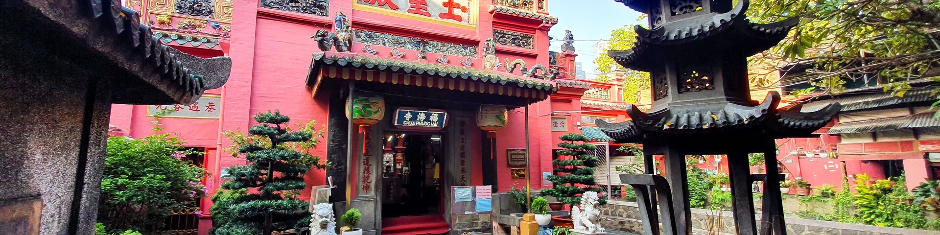 Facade View Of Jade Emperor Pagoda In District 1 Of Ho Chi Minh City, Vietnam. This Pagoda Was Built In 1892 By Chinese And Very Famous In Ho Chi Minh City.