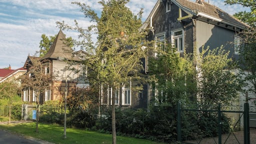 Wohnhäuser Stresemannstraße 3 und 4, Braunschweig Riddagshausen. Kulturdenkmal. Wohnhäuser in historisierendem Fachwerk aus dem 19. Jahrhundert.