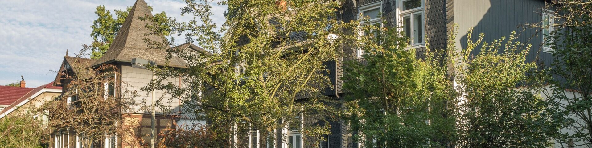 WohnhĂ€user StresemannstraĂe 3 und 4, Braunschweig Riddagshausen. Kulturdenkmal. WohnhĂ€user in historisierendem Fachwerk aus dem 19. Jahrhundert.