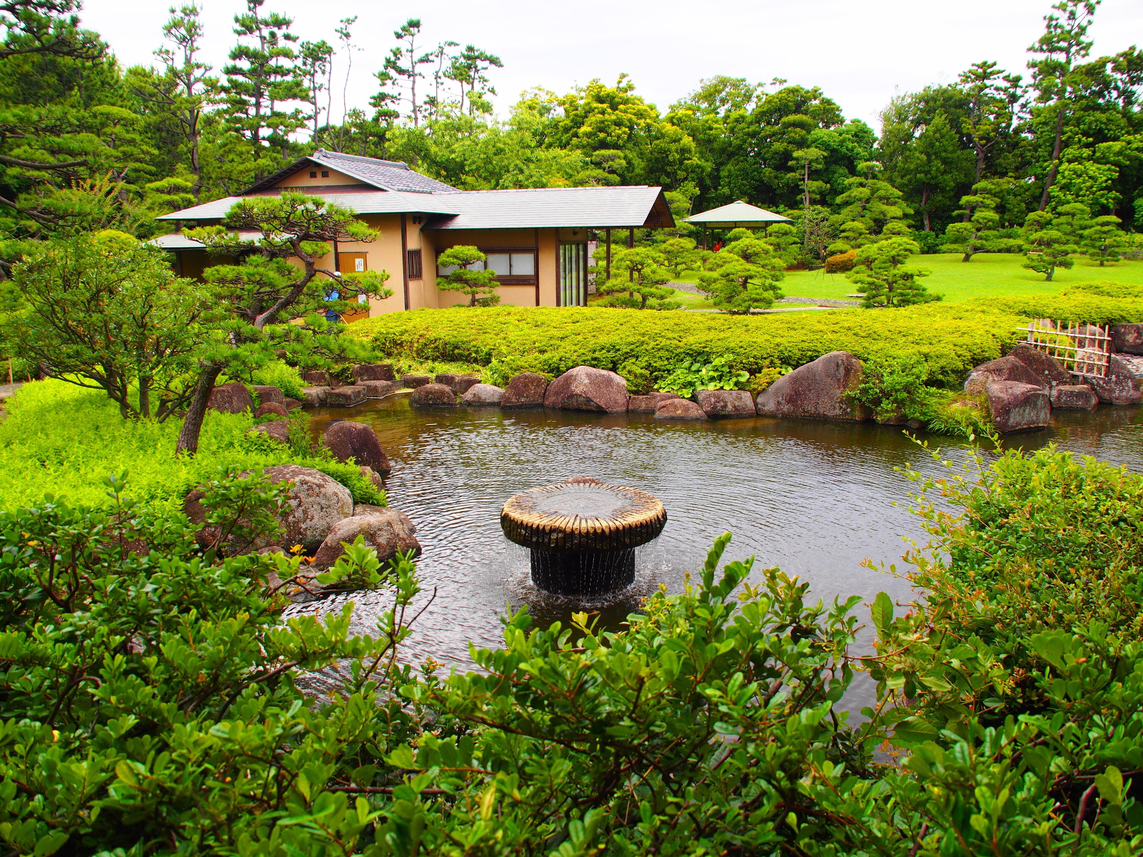 Inage Seaside Park Japanese-style garden