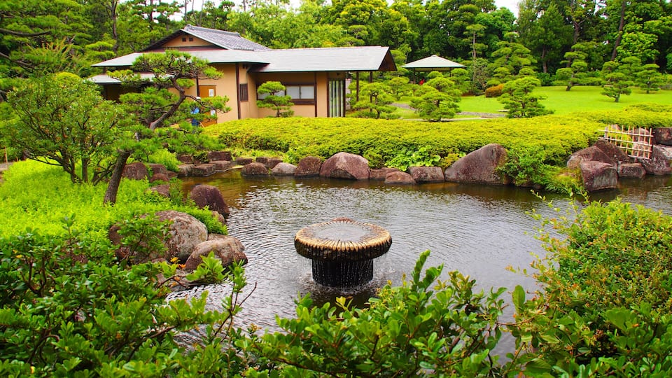 Inage Seaside Park Japanese-style garden