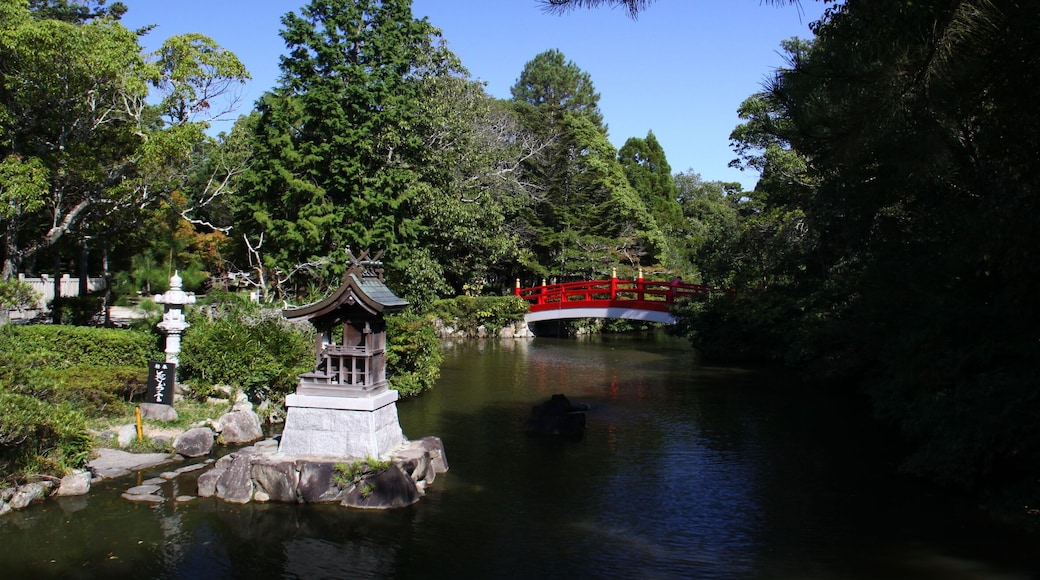 “Houjou no Shinchi” is holy garden.