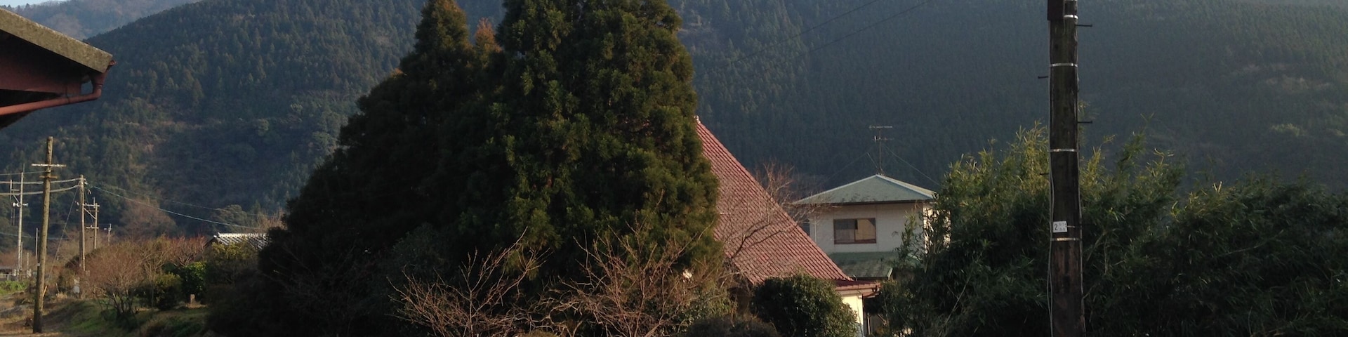 立野駅より望む立野火口瀬