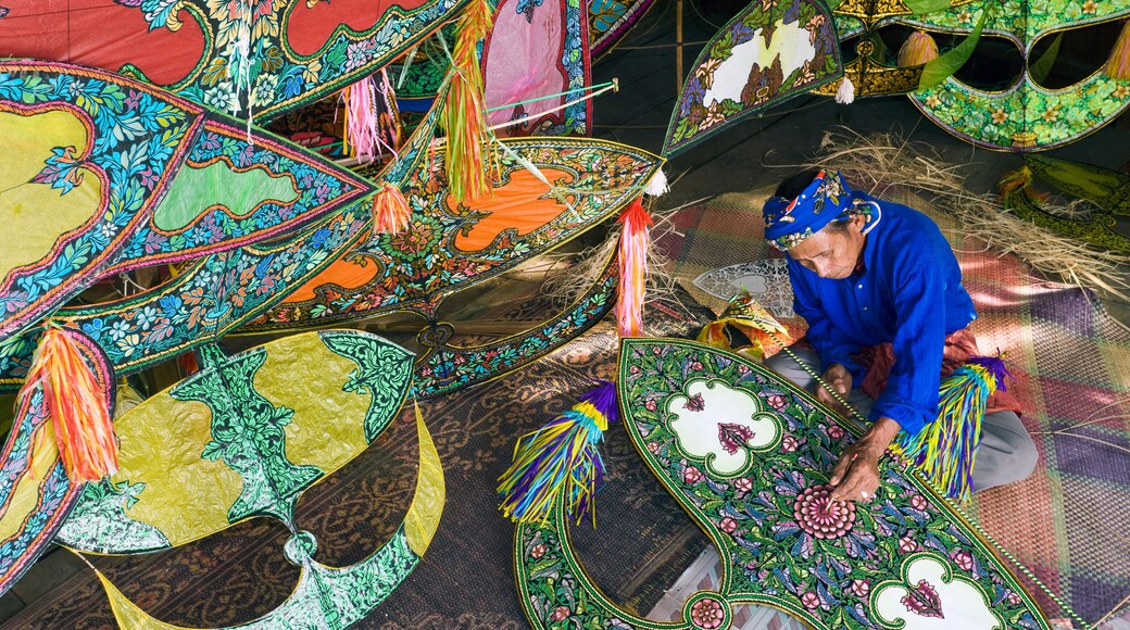 Asia, Malaysia, Kelantan State, Kota Bharu, Master Kite-maker constructing his world famous Kites