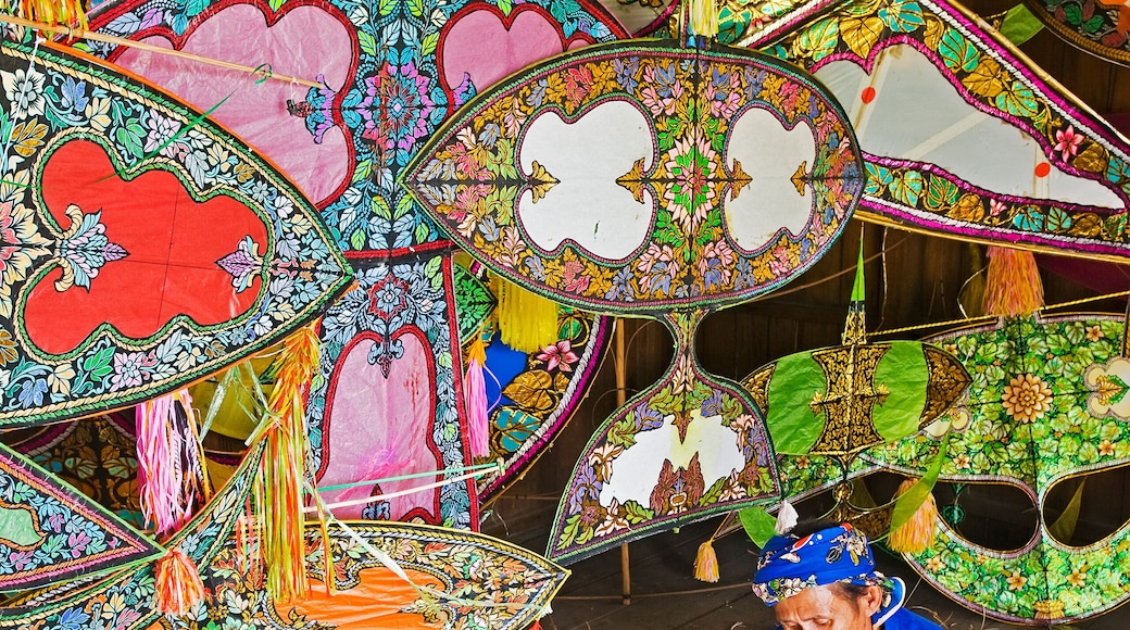 Asia, Malaysia, Kelantan State, Kota Bharu, Master Kite-maker constructing his world famous Kites