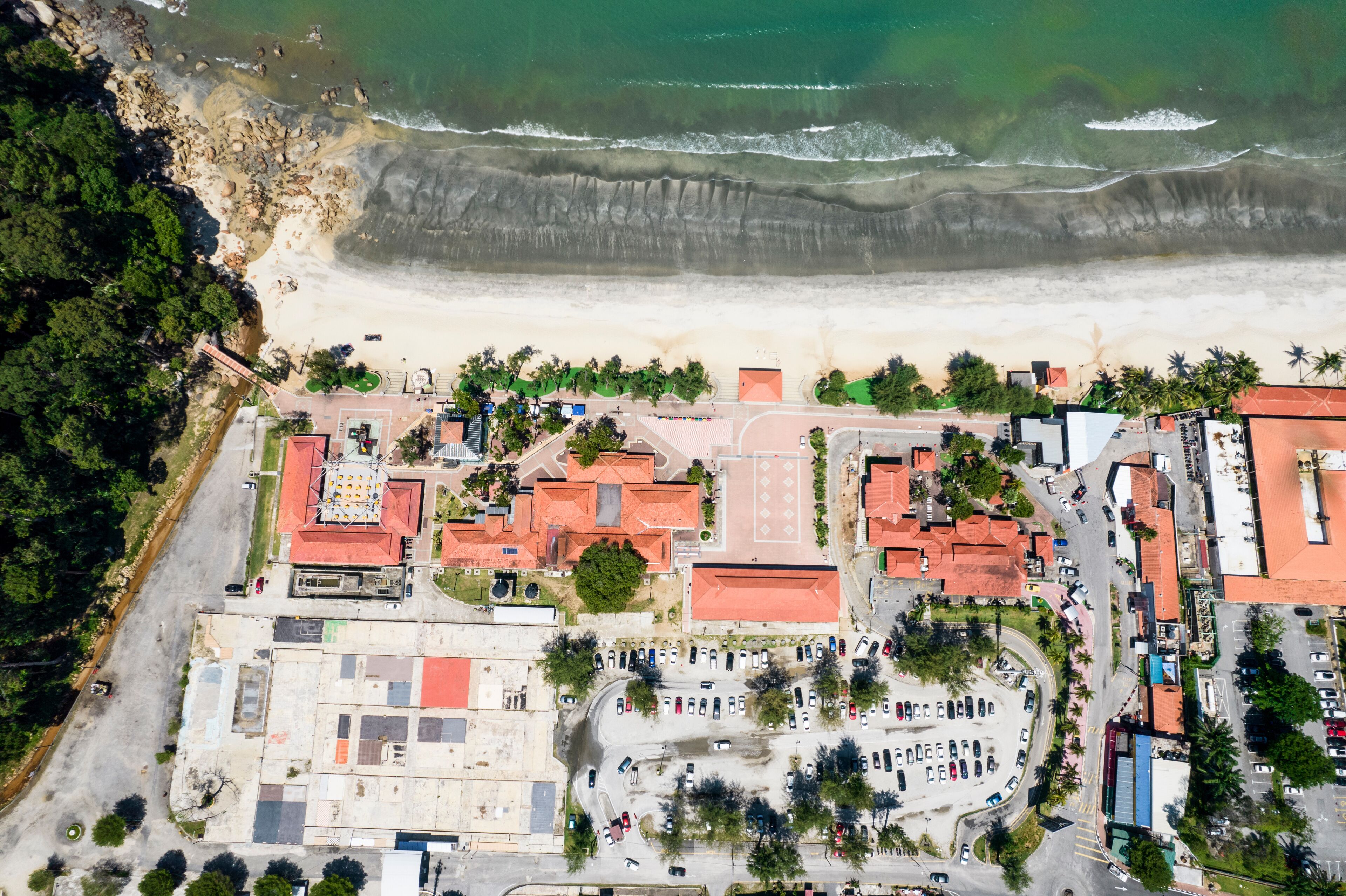 Kampung Pantai Batu Hitam
