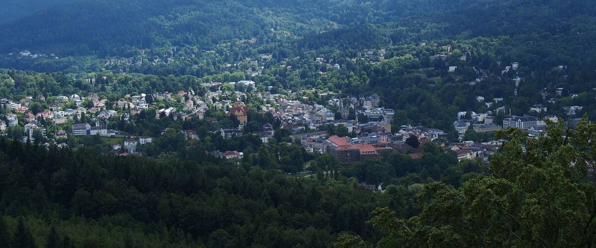 Blick auf Baden-Baden im Schwarzwald