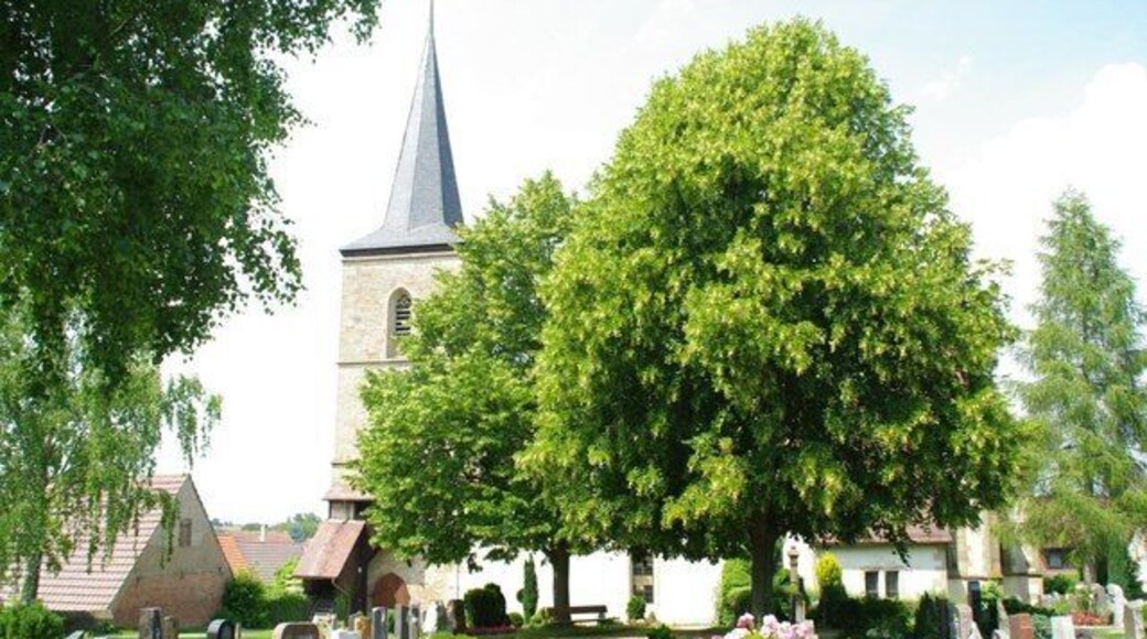 Kirche St. Hippolyt und Friedhof in Ottmarsheim, Besigheim, 13 km from Ludwigsburg, Deutschland (Zone 32)