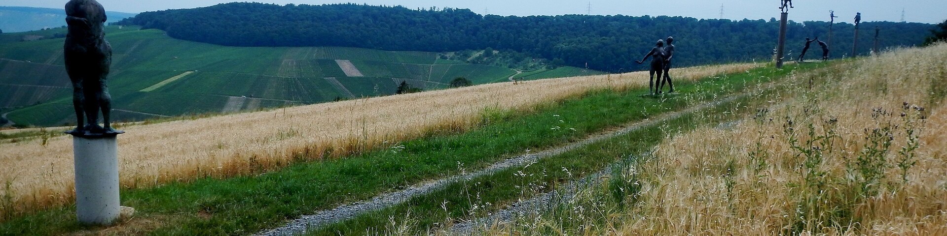 Bronzeplastiken am Skulpturenpfad durch die Strümpfelbacher Weinberge von Karl Ulrich Nuss, geb. 1943, wohnhaft seit 1970 in Strümpfelbach