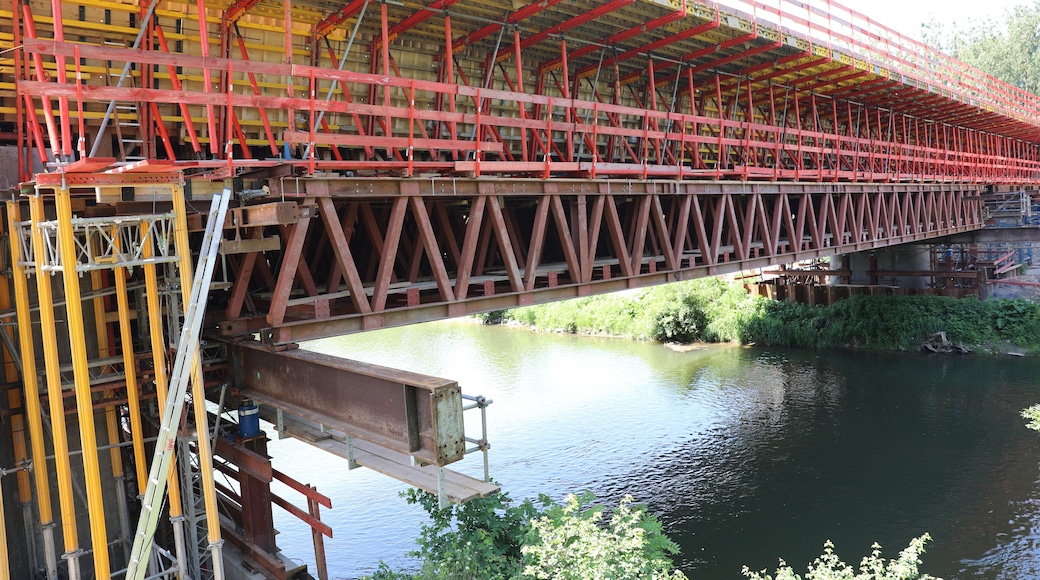 Eisenbahnüberführung Neckar bei Wendlingen