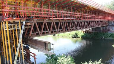 Eisenbahnüberführung Neckar bei Wendlingen