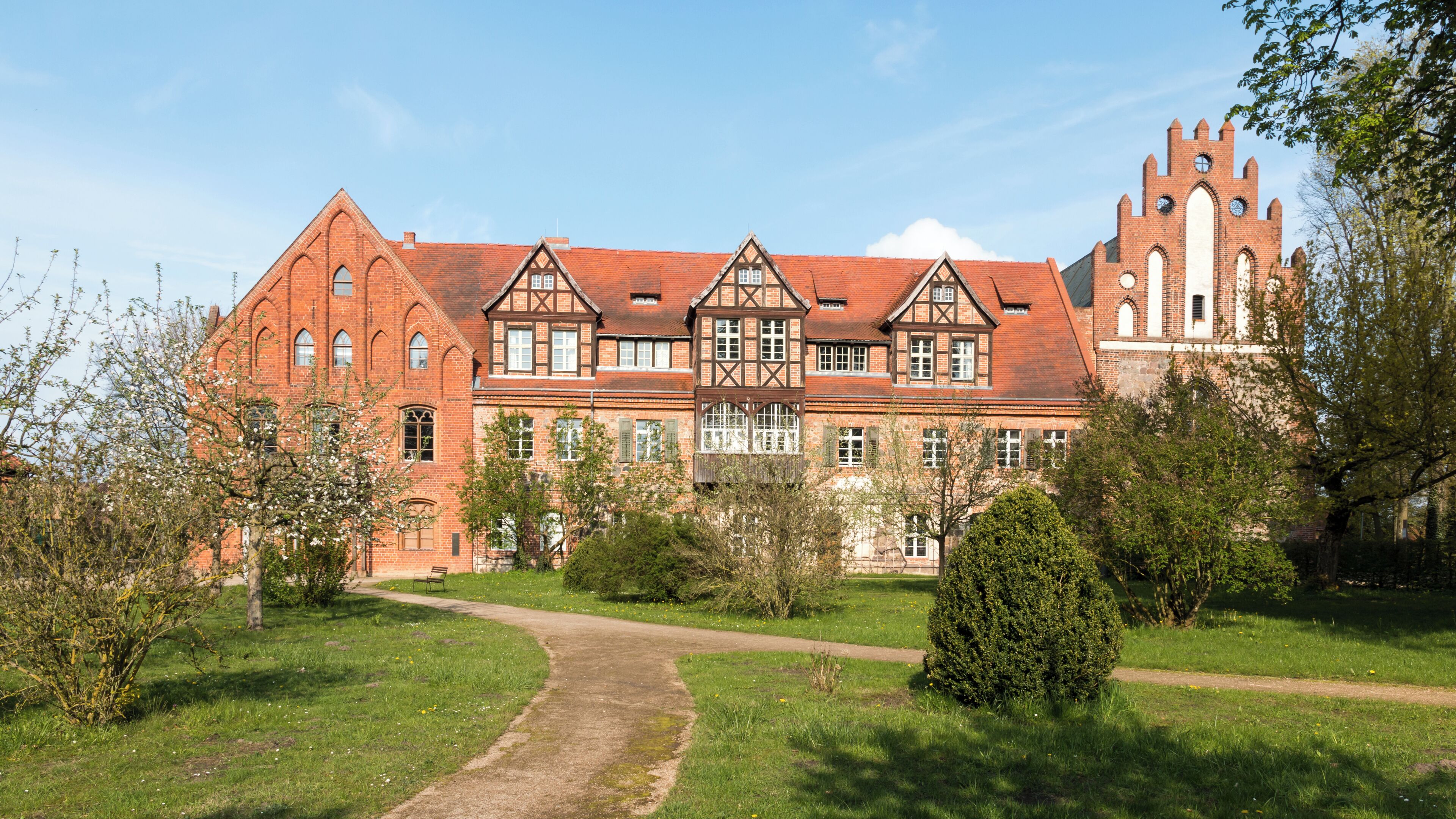 This is a picture of the Brandenburger Baudenkmal (cultural heritage monument) with the ID