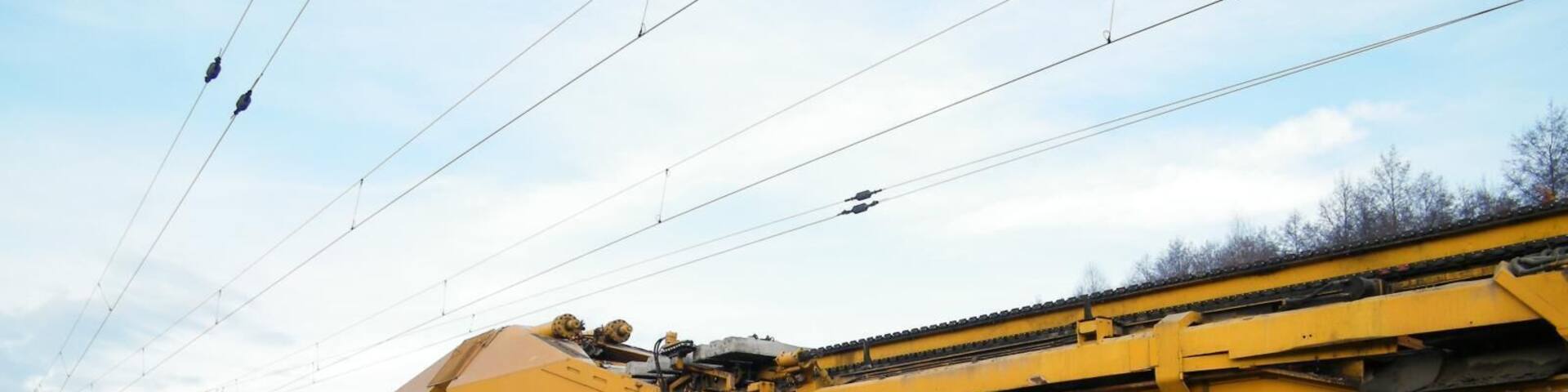 bei Götz (Brandenburg) Maschine von Plasser & Theurer aus Linz