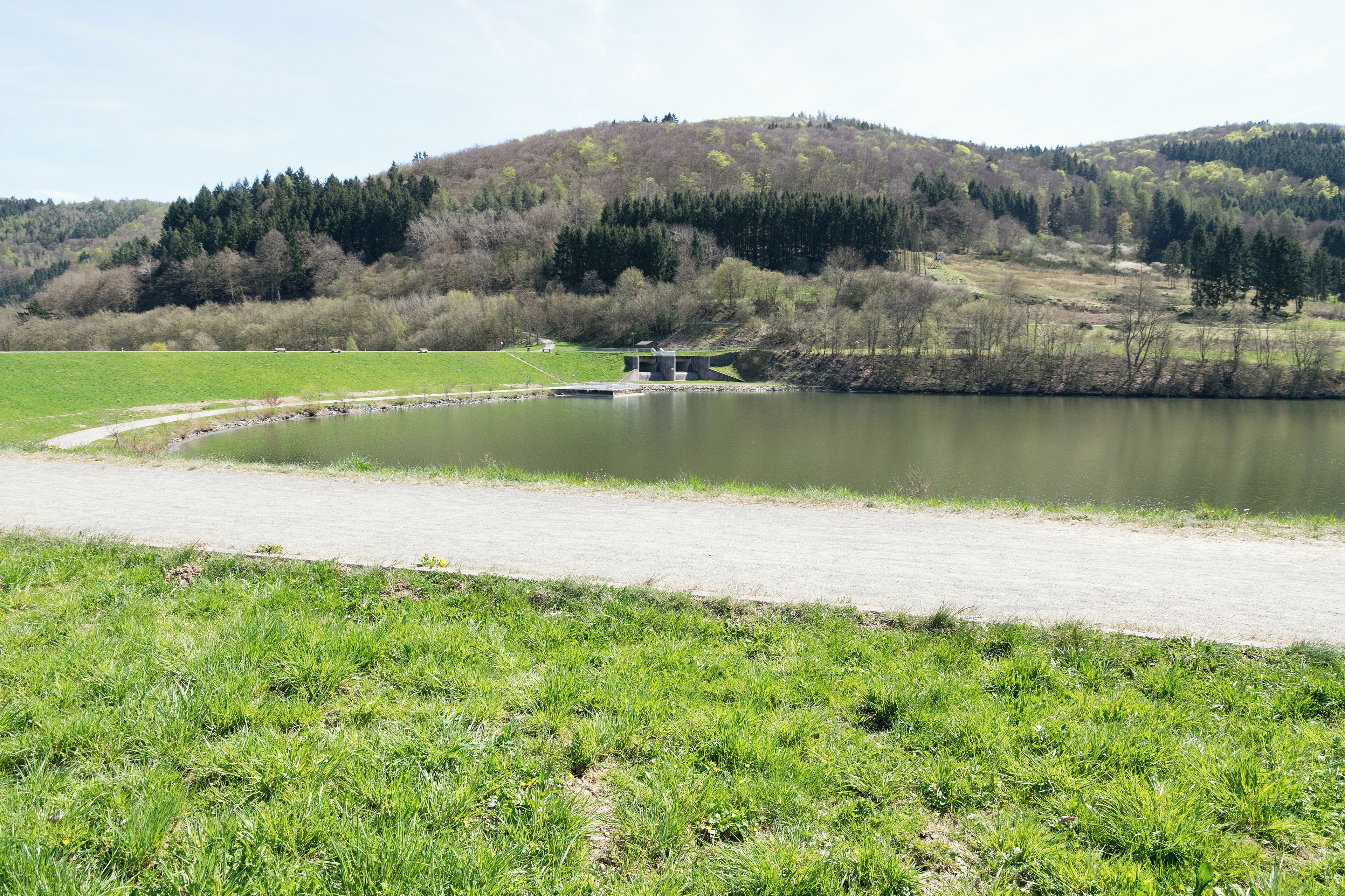 Der Perfstausee in Breidenstein