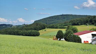 Pferdskopf (Taunus) as seen from Mauloff village.