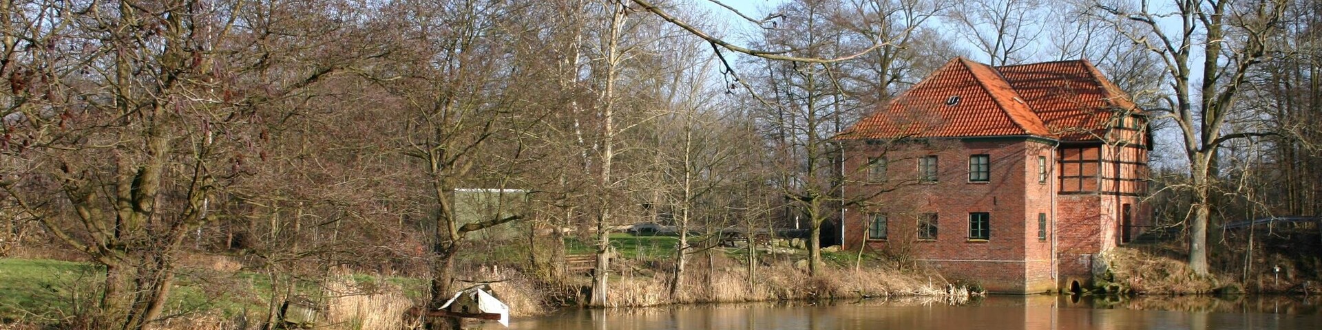 Wassermühle Beverstedt-Deelbrügge mit Teich