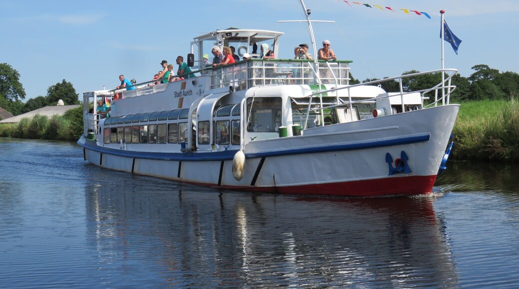 Tour boat Stadt Aurich on the Ems-Jade Canal