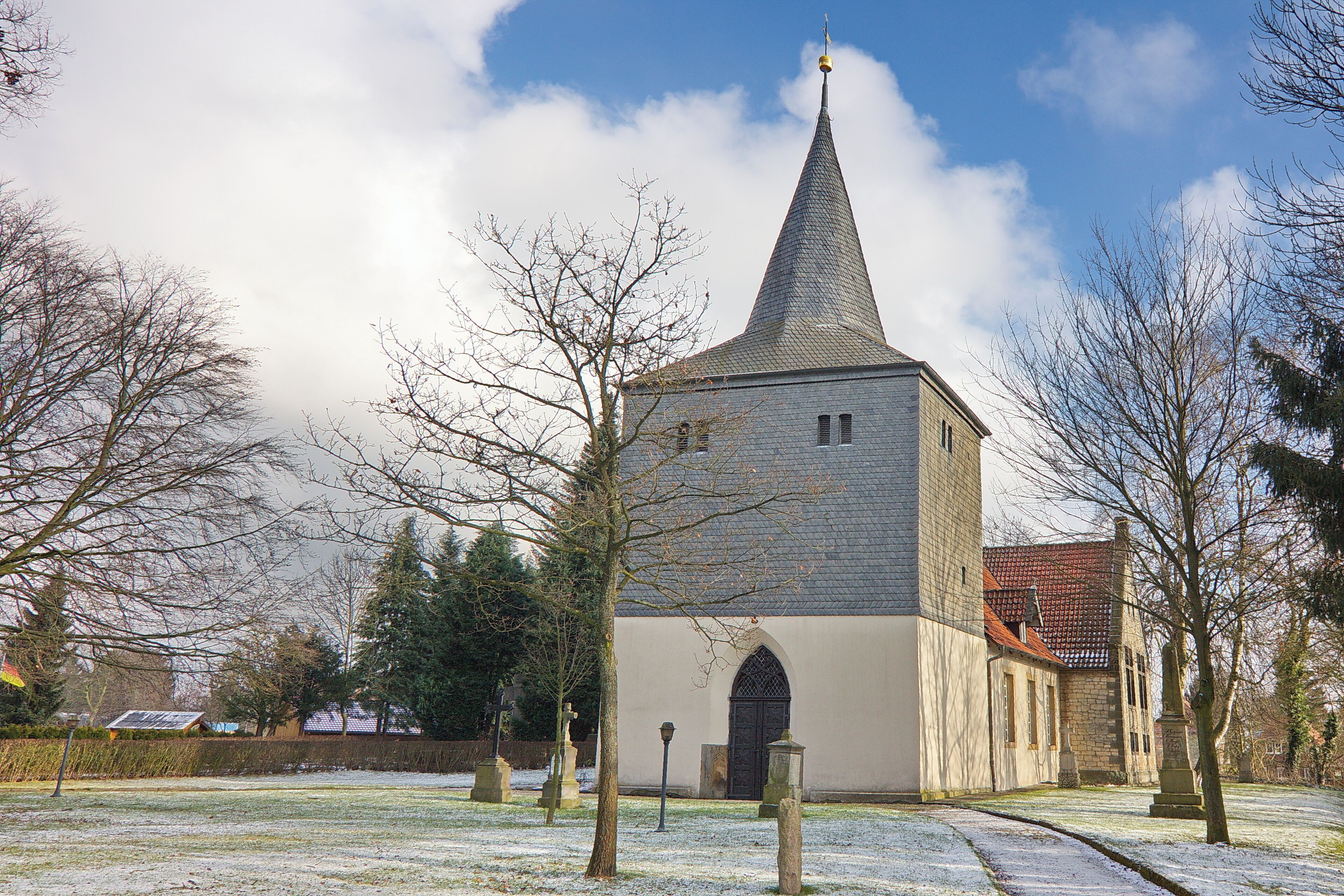 Kirche „Johannes der Täufer“ in Oberg (Ilsede), Niedersachsen, Deutschland