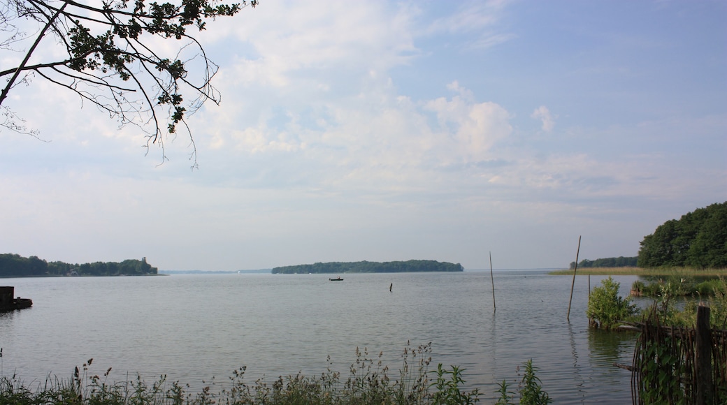 w:de:Freilichtmuseum Schwerin-MueĂ; Schweriner See