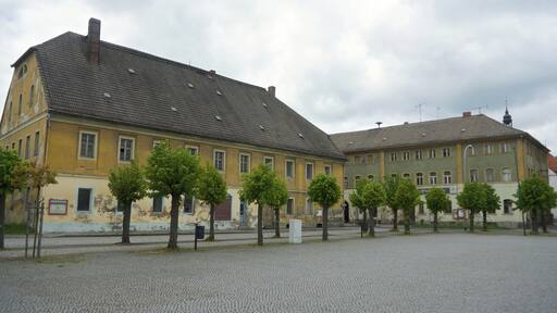 Hirschfelde - Ernst-Thälmann-Platz 12 und 13
