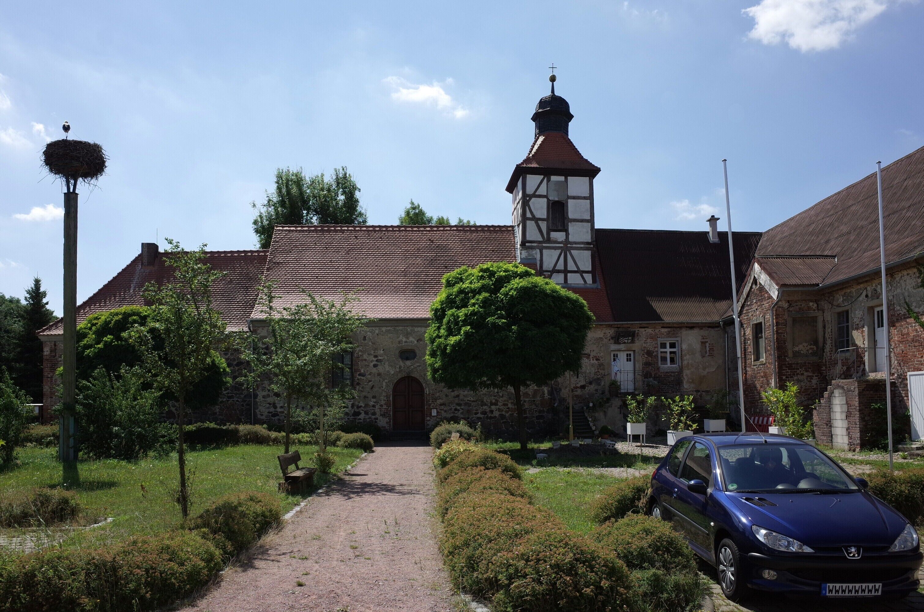 Coswig (Anhalt), Ortsteil Buro. Komturkirche zu Buro,