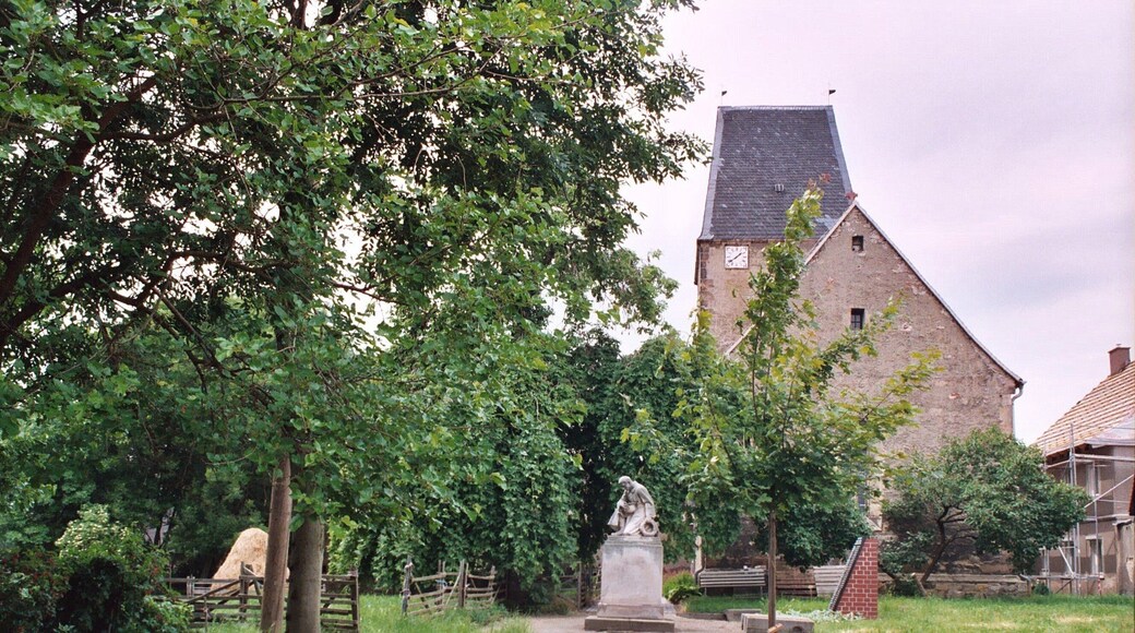 This is a picture of the Baudenkmal (cultural heritage monument) according to the Cultural Heritage Protection Law of Saxony-Anhalt with the ID
