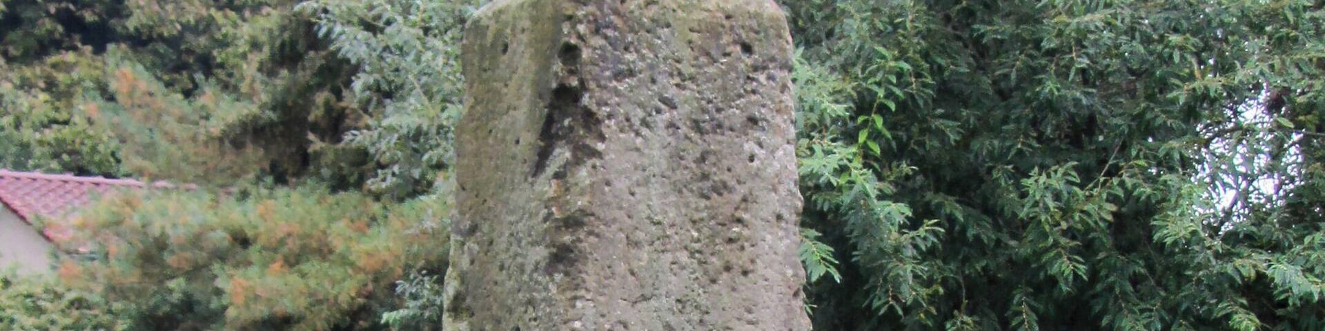 PreuĂischer Ganzmeilenobelisk (0312) in Magdeburg-Ottersleben, an der Wanzleber Chaussee L 50