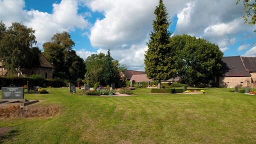 Nauendorf Friedhof (Sachsen Anhalt, Deutschland)