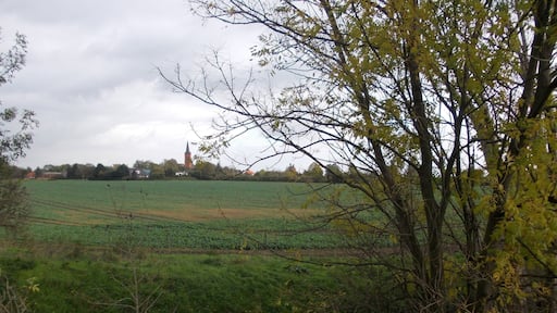 Ziethe river with the village of Thurau (Osternienburger Land, Anhalt-Bitterfeld district, Saxony-Anhalt)