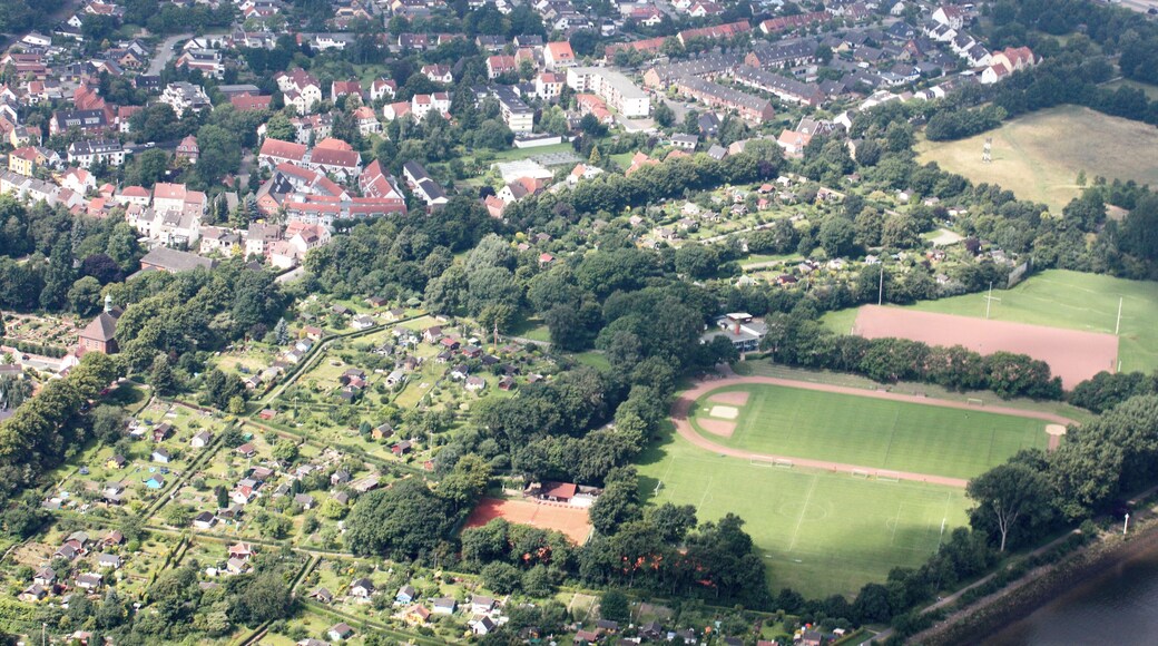 Lufbilder Bremen: Altstadt, Teerhof, Hauptbahnhof, Rablinghausen, Häfen (identische Bildbeschreibung für File:2012-08-08-fotoflug-bremen zweiter flug 0886.JPG bis File:2012-08-08-fotoflug-bremen zweiter flug 1005.JPG; alle mit GPS-Koordinaten