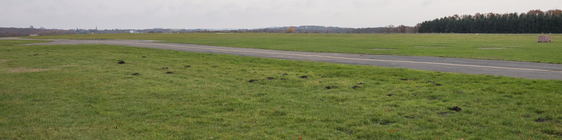 Aerodrome Osnabrück-Atterheide, maneuvering area. Osnabrück, Lower Saxony, Germany