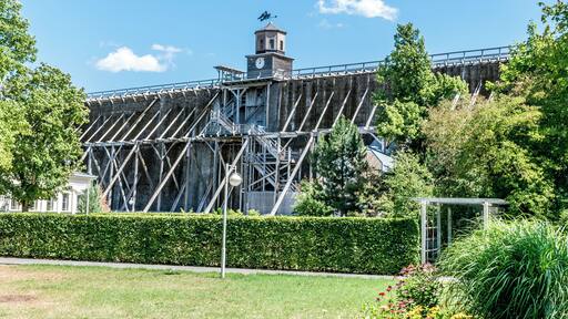Gradierwerk in Bad Salzelmen auf dem Gelände der Kuranlage Solbad Salzelmen in Schönebeck (Elbe)