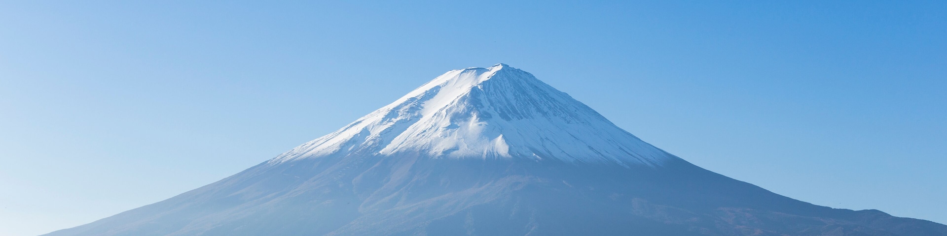 Panorama of Mt. Fuji view from Kawaguchi-ko lake. Yamanashi. Jap