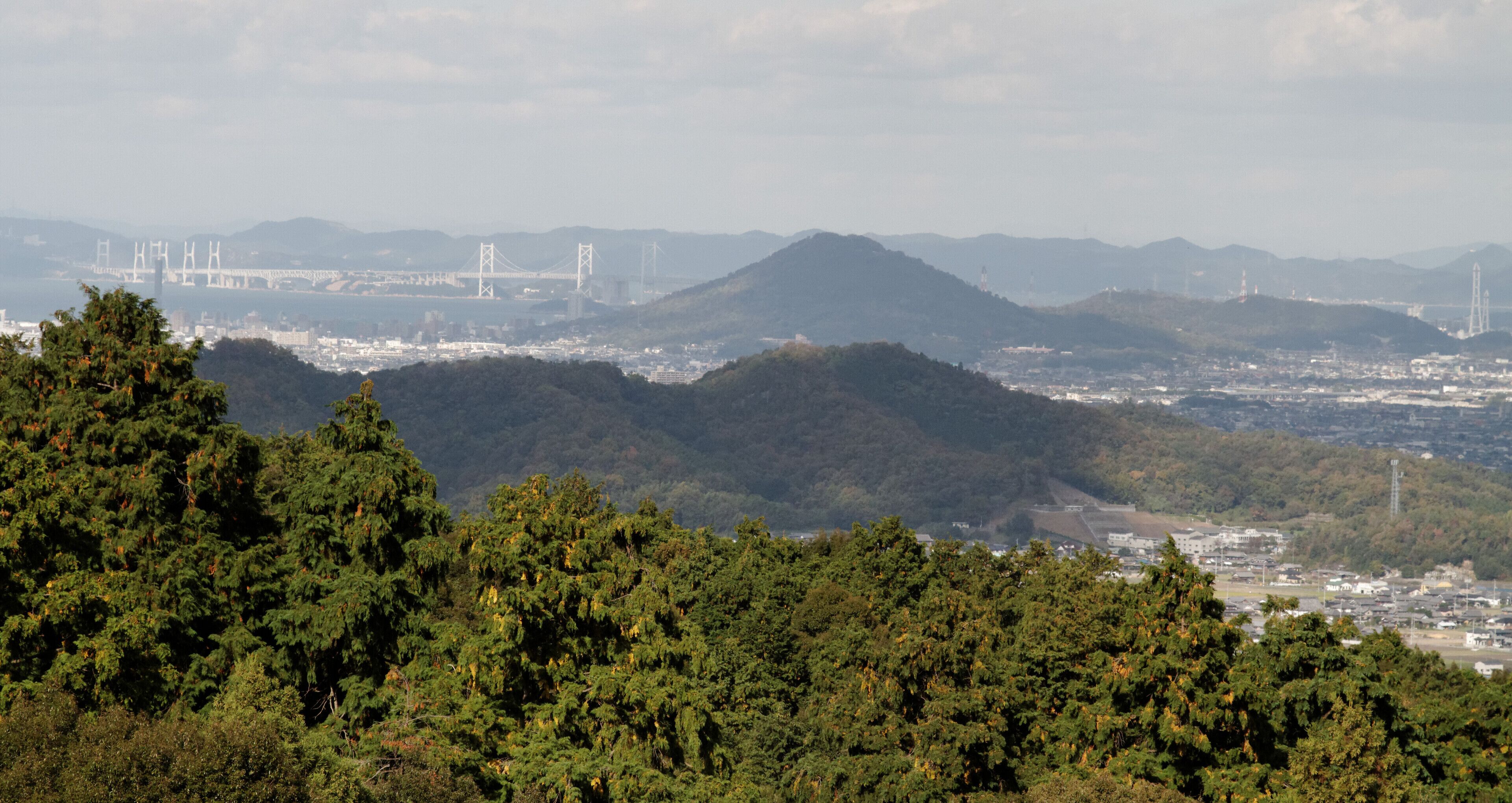 Nice view of the Seto-Ohashi (Great Seto Bridge), about 20 km away. You can't see the entire bridge, it's about 13 km (8 mi) long.