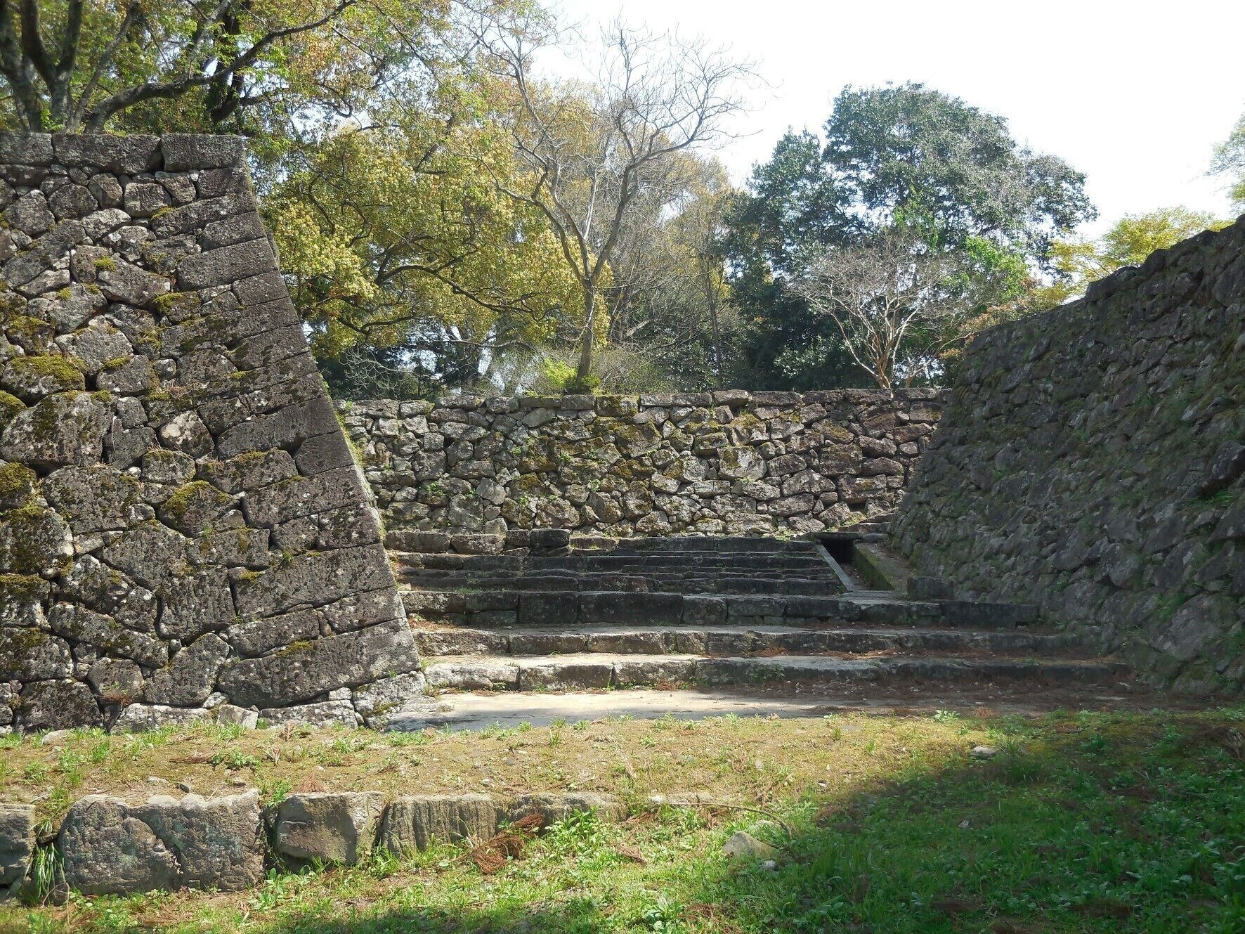 Hitoyoshi Castle