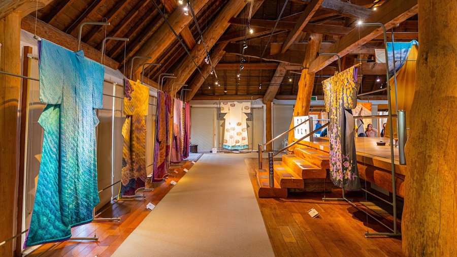 Itchiku Kubota Art Museum featuring interior views