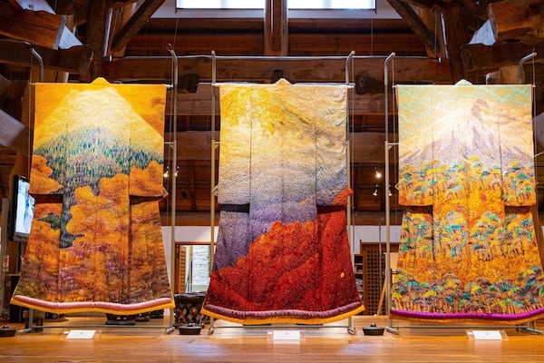 Itchiku Kubota Art Museum featuring interior views and art