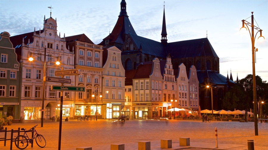 Rostock which includes a square or plaza, heritage architecture and a city