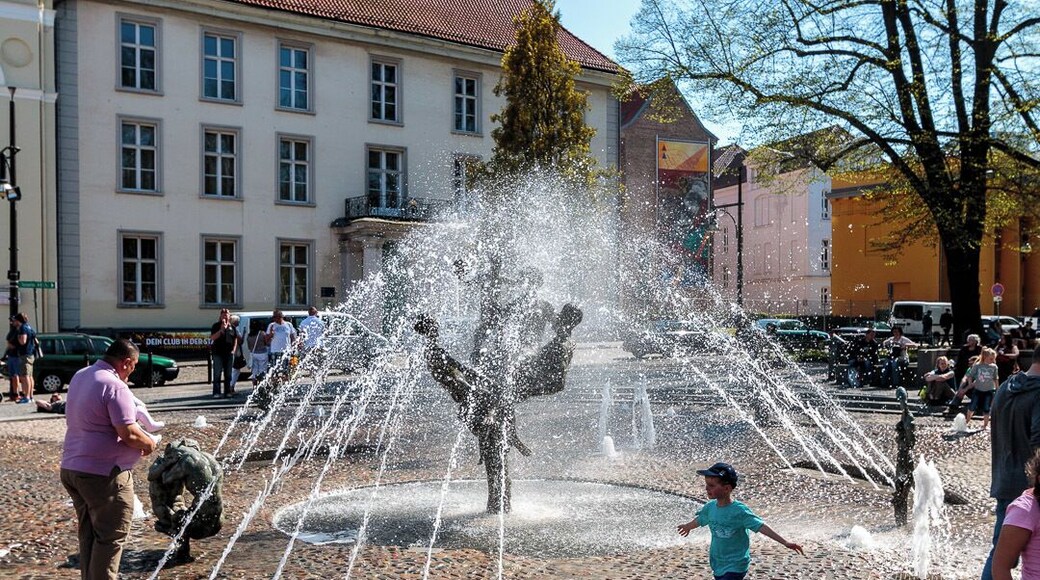 A water feature in Rostock seen as we walked around.
It was great to see families around with children playing in the fountain.