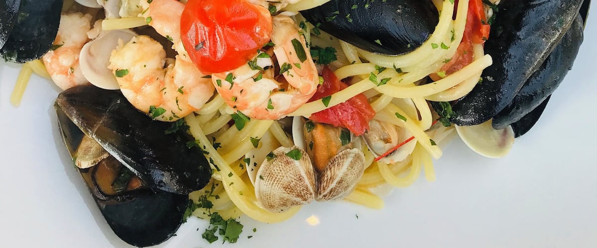 Verry good pasta, but price a little bit high...Pizza so so😄.